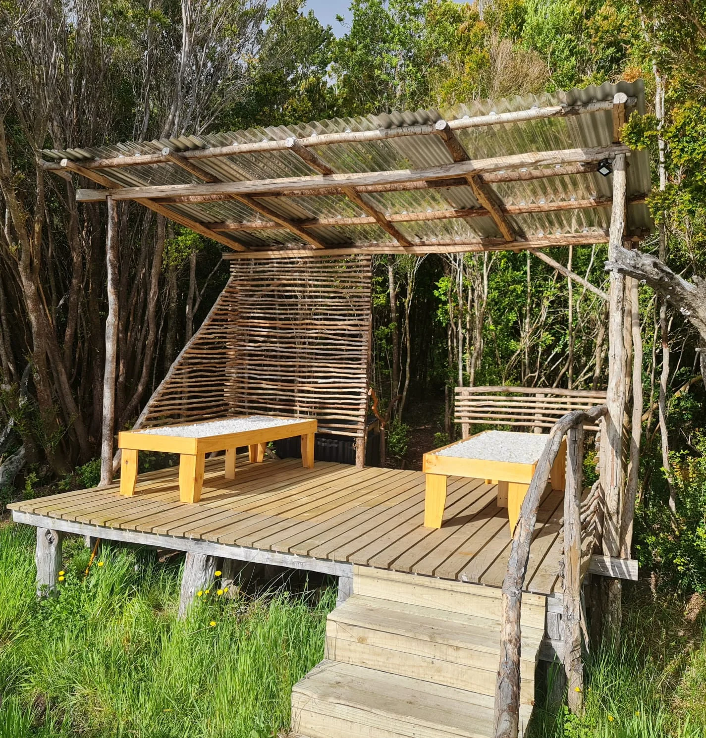 Quincho y espacio exterior en Paraíso Wilkeco